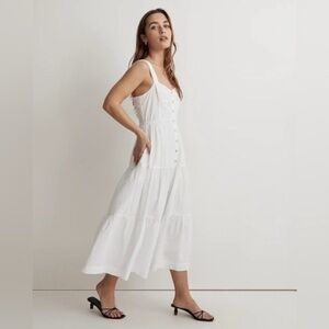 Elegant White Sleeveless Sun Dress